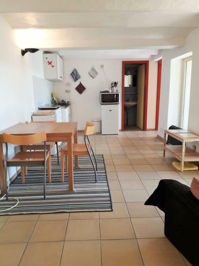 Appartement 2 Chambres Au Calme Et Au Vert, A ルーバン・ラ・ヌーブ エクステリア 写真