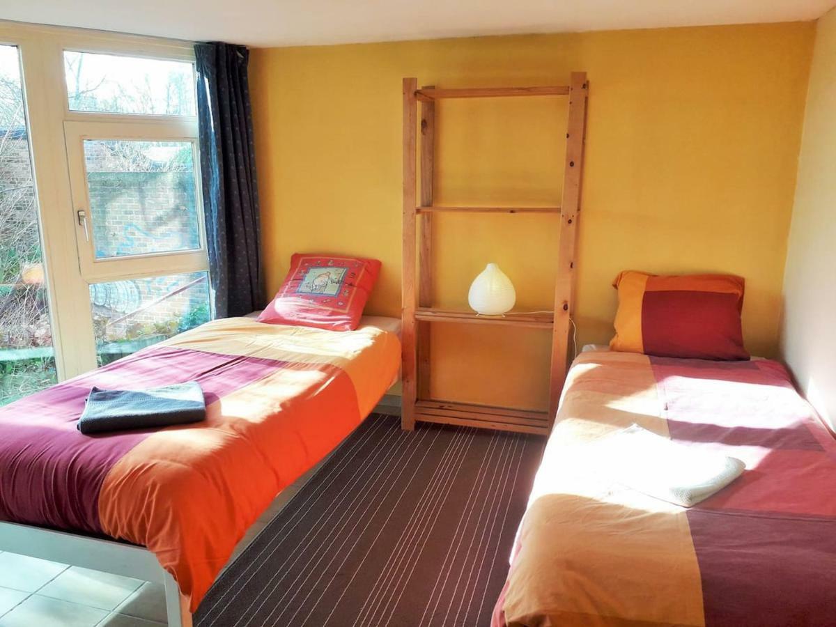 Appartement 2 Chambres Au Calme Et Au Vert, A ルーバン・ラ・ヌーブ エクステリア 写真